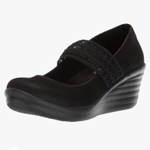 Skechers Black Rumbler Wave-crochet Strap Mary Jane Wedge Pump